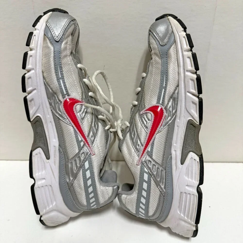 Nike Initiator Running Sneakers - Picture 9 of 10